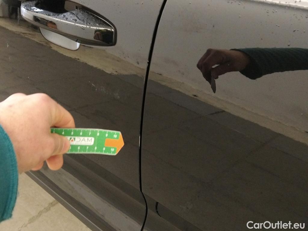  Volvo  XC 40 VOLVO XC40 / 2017 / 5P / todoterreno 2.0 T4 AWD Momentum Auto #16