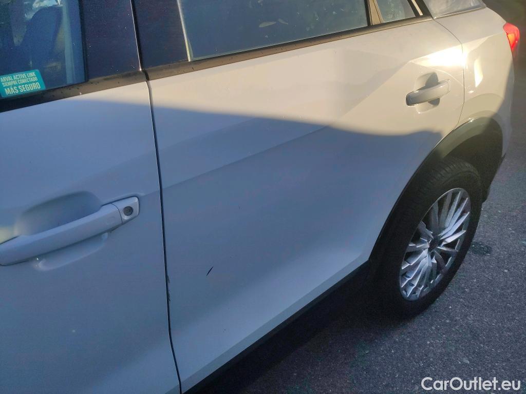  Audi  Q2 AUDI  / 2016 / 5P / todoterreno Design 30 TFSI 85kW (116CV) #5