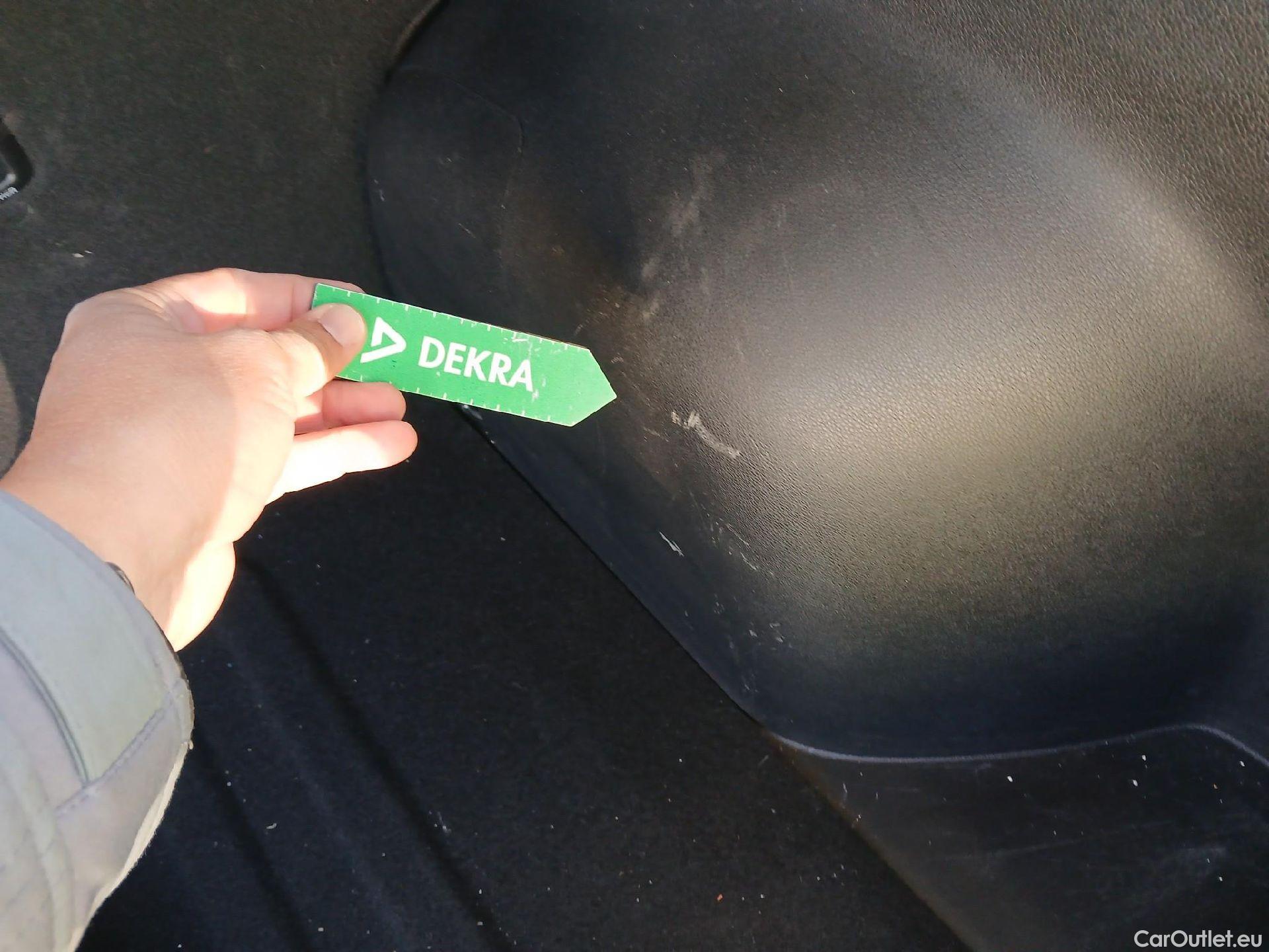  KIA  Niro KIA  / 2019 / 5P / crossover 1.6 GDi HEV 104kW (141CV) Drive #4