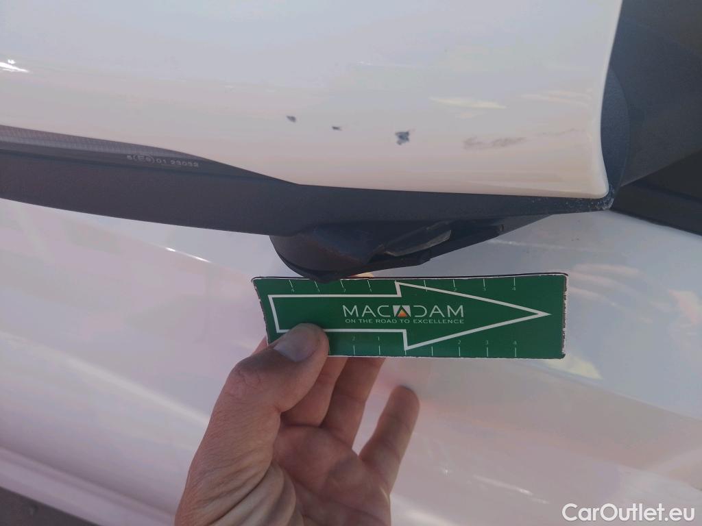  Hyundai  i20 HYUNDAI  / 2020 / 5P / berlina con portón 1.0 TGDI 74kW (100CV) 48V Essence #4