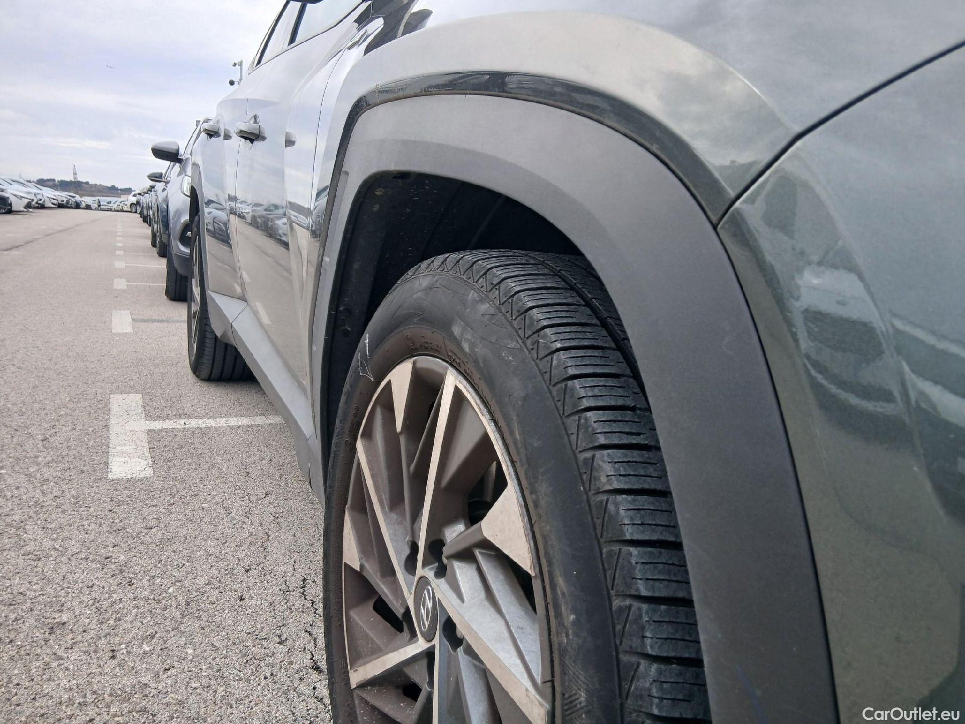  Hyundai  Tucson HYUNDAI  / 2020 / 5P / todoterreno 1.6 CRDI 100kW 48V Tecno DCT 4x4 2C #27