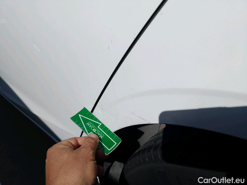  Hyundai  i20 HYUNDAI  / 2020 / 5P / berlina con portón 1.0 TGDI 74kW (100CV) 48V Essence #32