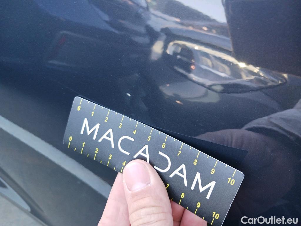  Hyundai  i10 HYUNDAI  / 2020 / 5P / berlina con portón 1.2 N LINE #12