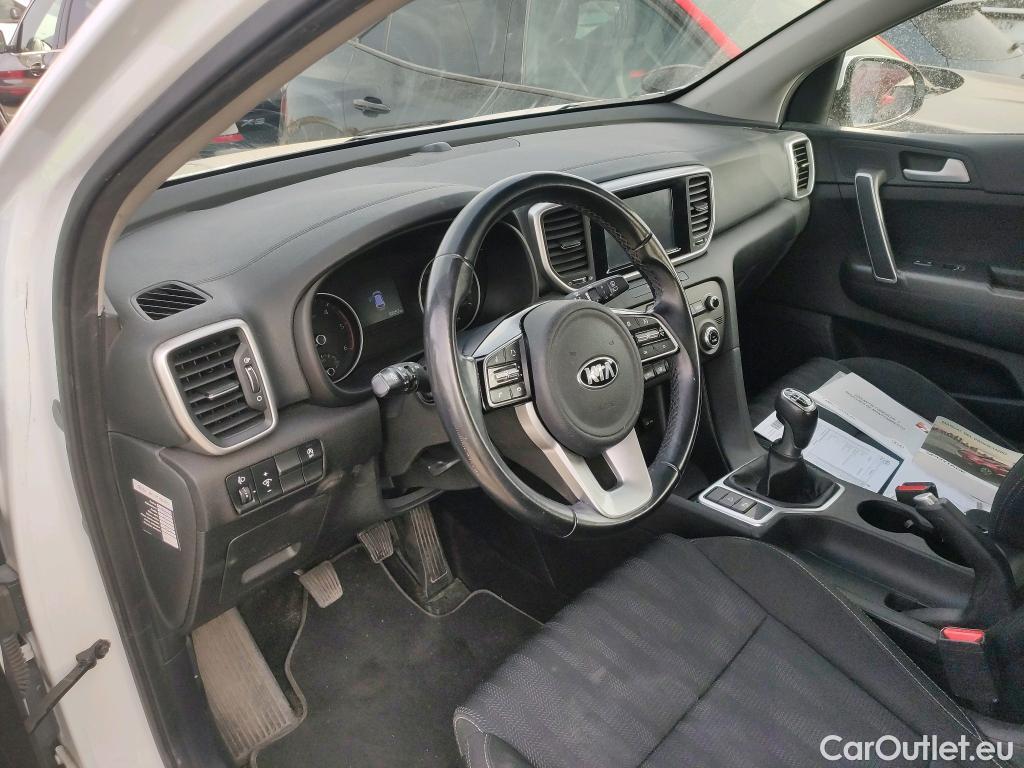  KIA  Sportage KIA  / 2018 / 5P / todoterreno 1.6 MHEV Business 85kW (115CV) 4x2 #16