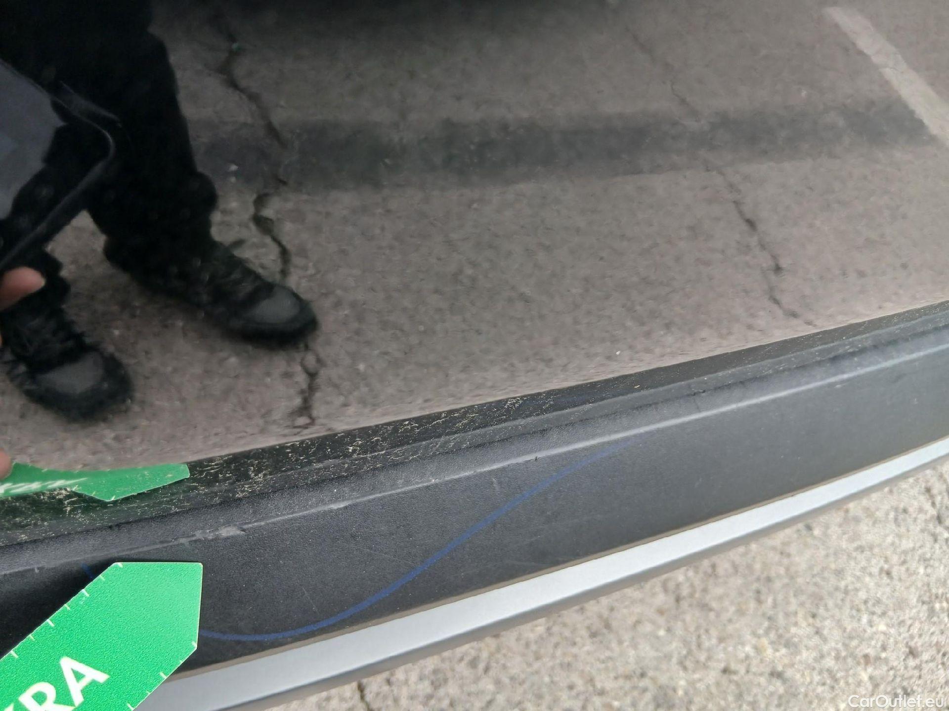  Hyundai  Tucson HYUNDAI  / 2020 / 5P / todoterreno 1.6 CRDI 100kW 48V Tecno DCT 4x4 2C #19