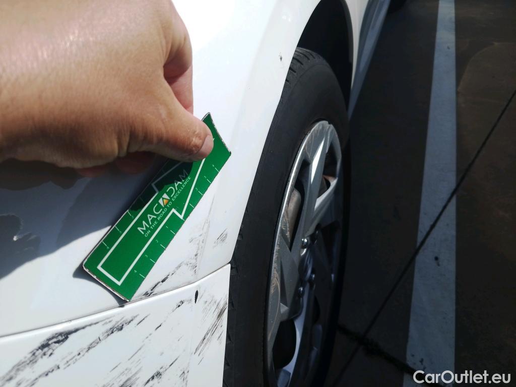  Hyundai  i20 HYUNDAI  / 2020 / 5P / berlina con portón 1.0 TGDI 74kW (100CV) 48V Essence #15