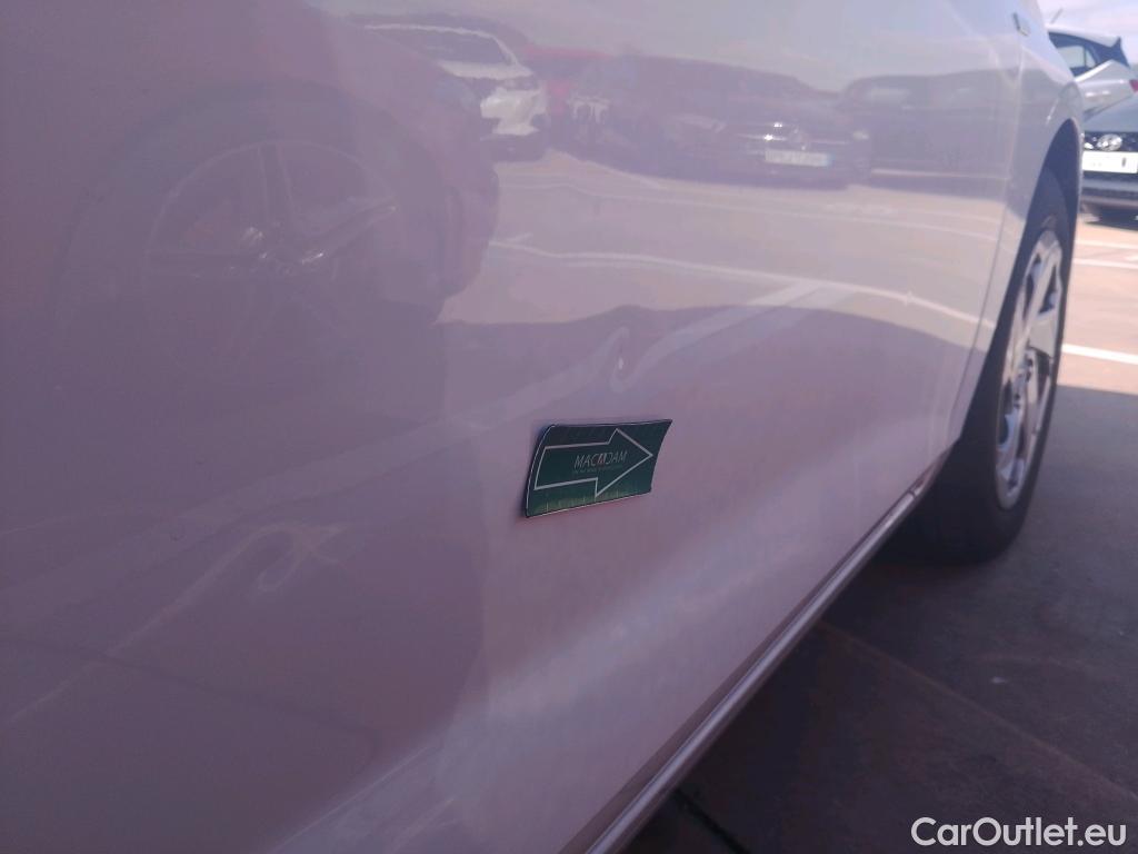  Hyundai  i20 HYUNDAI  / 2020 / 5P / berlina con portón 1.0 TGDI 74kW (100CV) 48V Essence #52