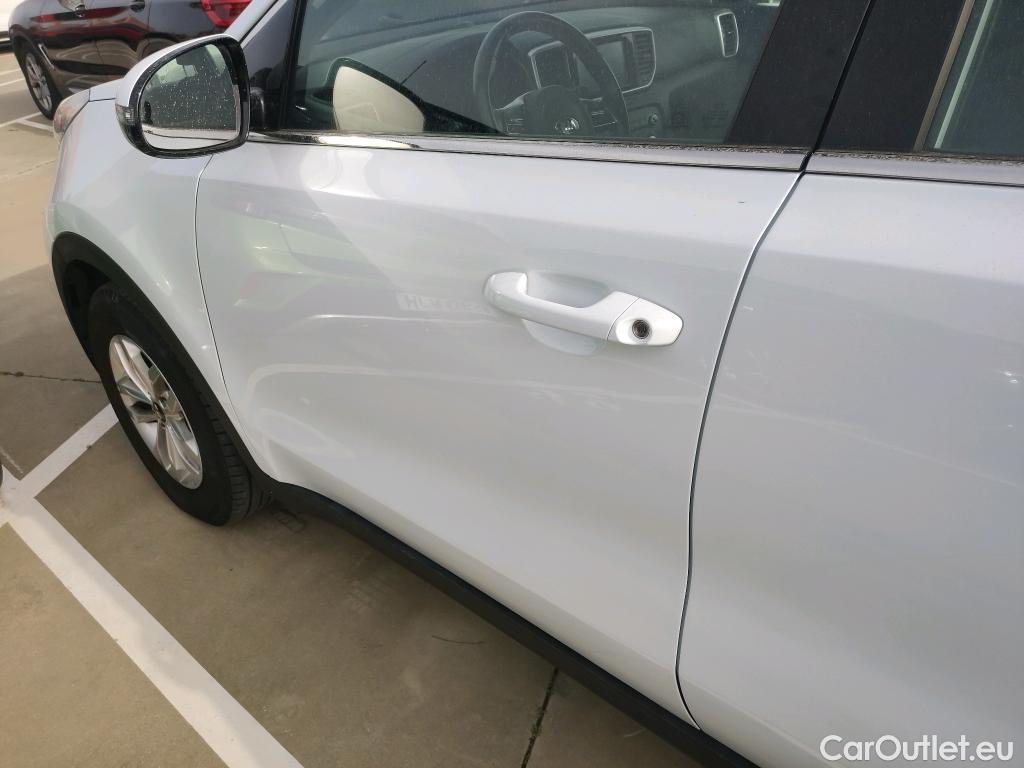  KIA  Sportage KIA  / 2018 / 5P / todoterreno 1.6 MHEV Business 85kW (115CV) 4x2 #3