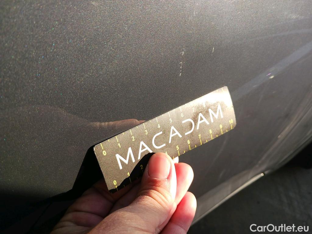  Hyundai  i10 HYUNDAI  / 2020 / 5P / berlina con portón 1.2 N LINE #36