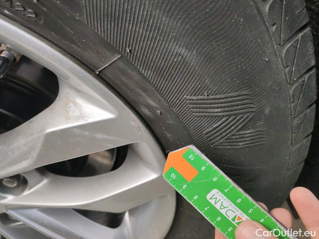  KIA  Sportage KIA  / 2018 / 5P / todoterreno 1.6 MHEV Business 85kW (115CV) 4x2 #6