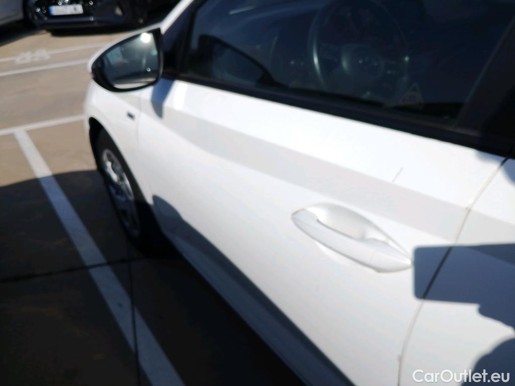  Hyundai  i20 HYUNDAI  / 2020 / 5P / berlina con portón 1.0 TGDI 74kW (100CV) 48V Essence #43