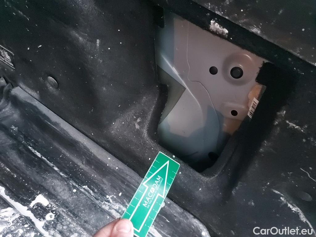  Dacia  Duster DACIA  / 2018 / 5P / todoterreno Essential TCE 74kW(100CV) ECO-G 4X2 #17