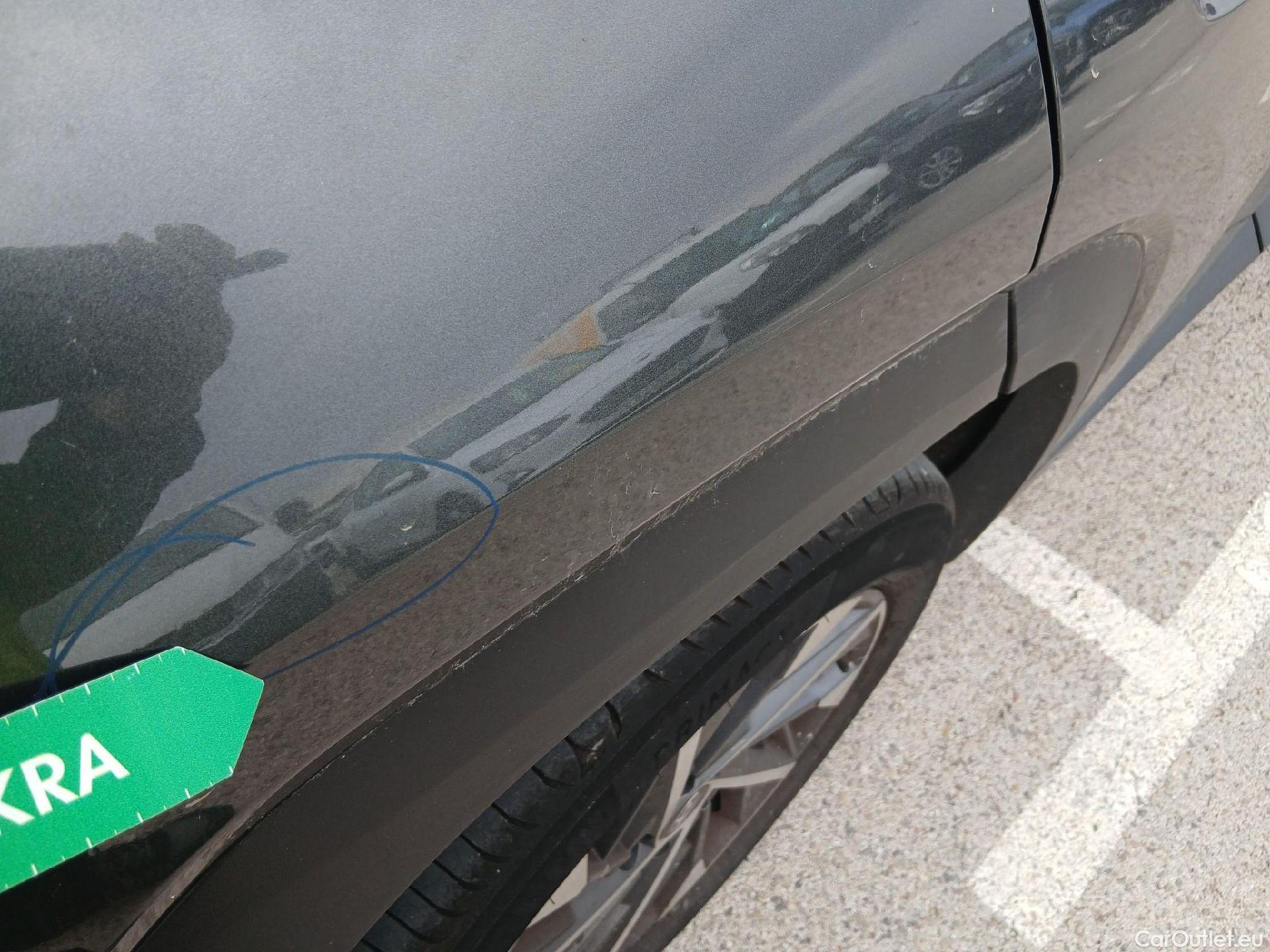  Hyundai  Tucson HYUNDAI  / 2020 / 5P / todoterreno 1.6 CRDI 100kW 48V Tecno DCT 4x4 2C #23