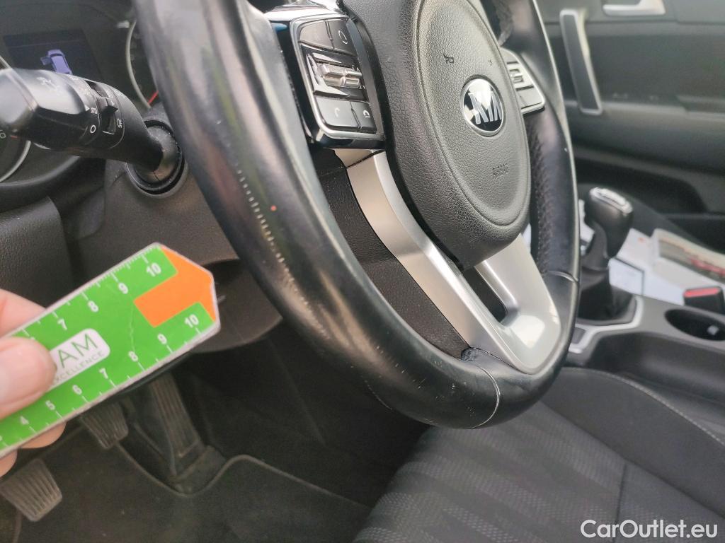  KIA  Sportage KIA  / 2018 / 5P / todoterreno 1.6 MHEV Business 85kW (115CV) 4x2 #17