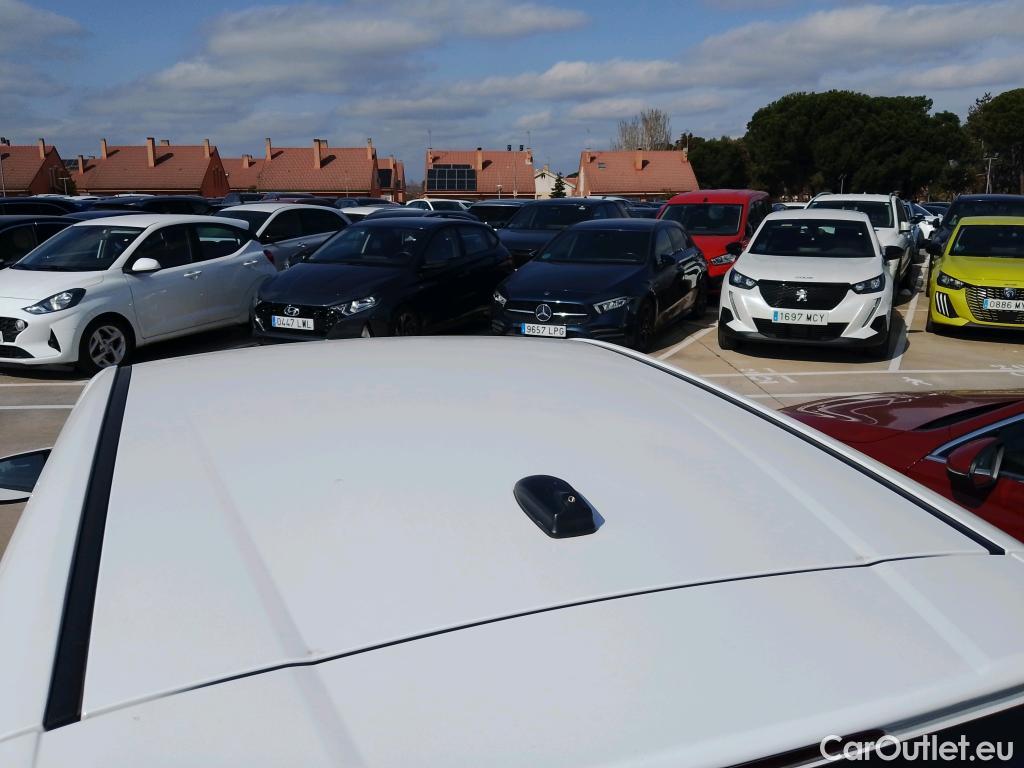  Hyundai  i20 HYUNDAI  / 2020 / 5P / berlina con portón 1.0 TGDI 74kW (100CV) 48V Essence #53