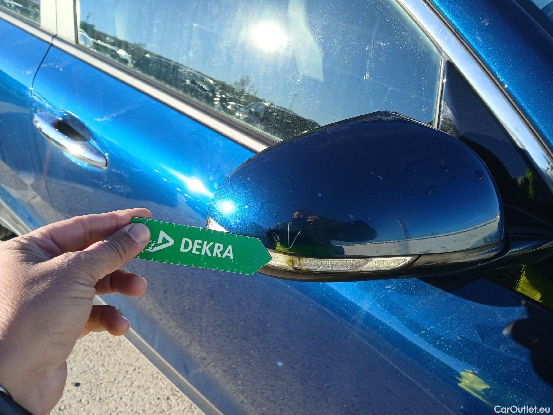  KIA  Niro KIA  / 2019 / 5P / crossover 1.6 GDi HEV 104kW (141CV) Drive #28