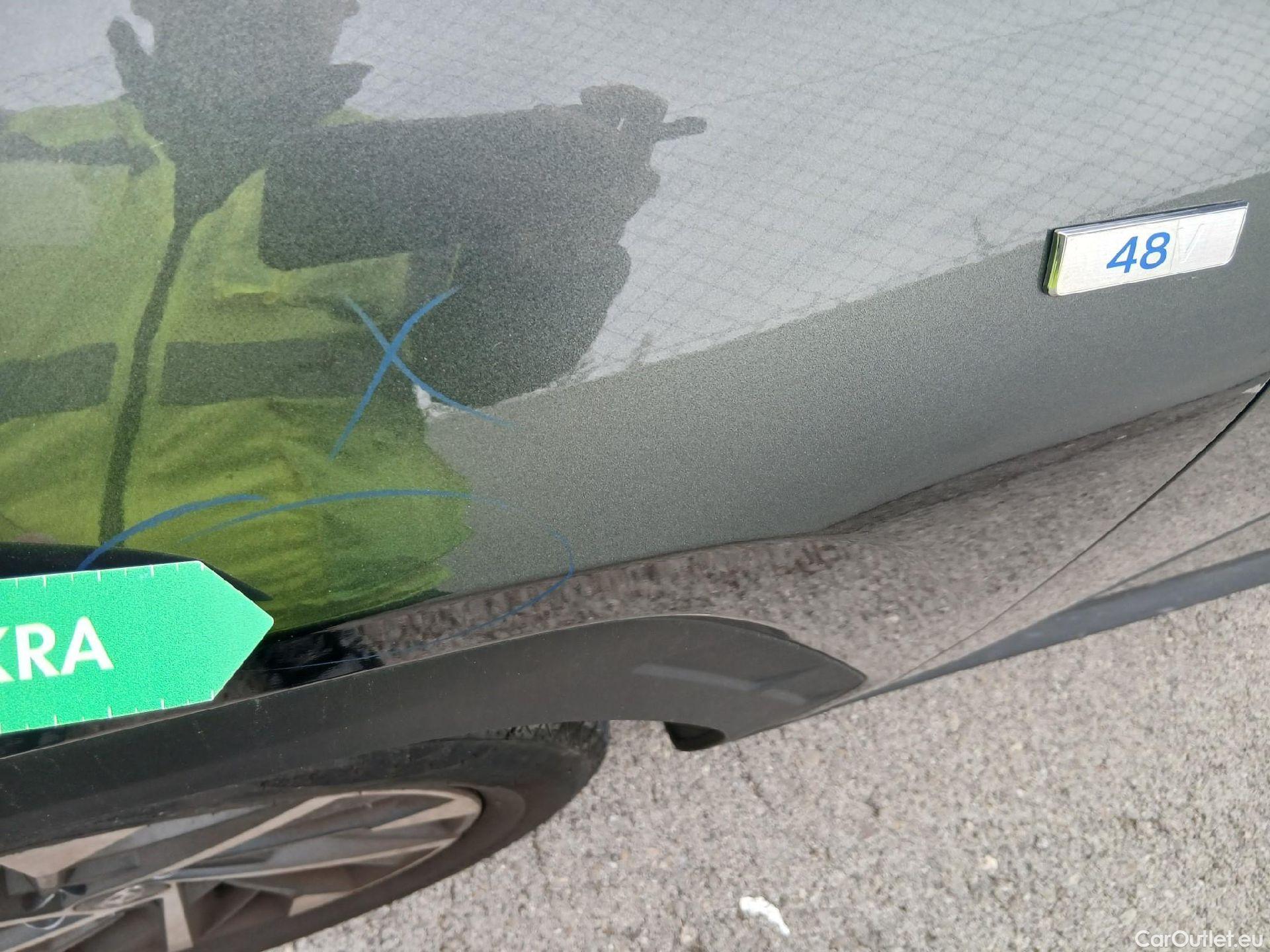  Hyundai  Tucson HYUNDAI  / 2020 / 5P / todoterreno 1.6 CRDI 100kW 48V Tecno DCT 4x4 2C #12