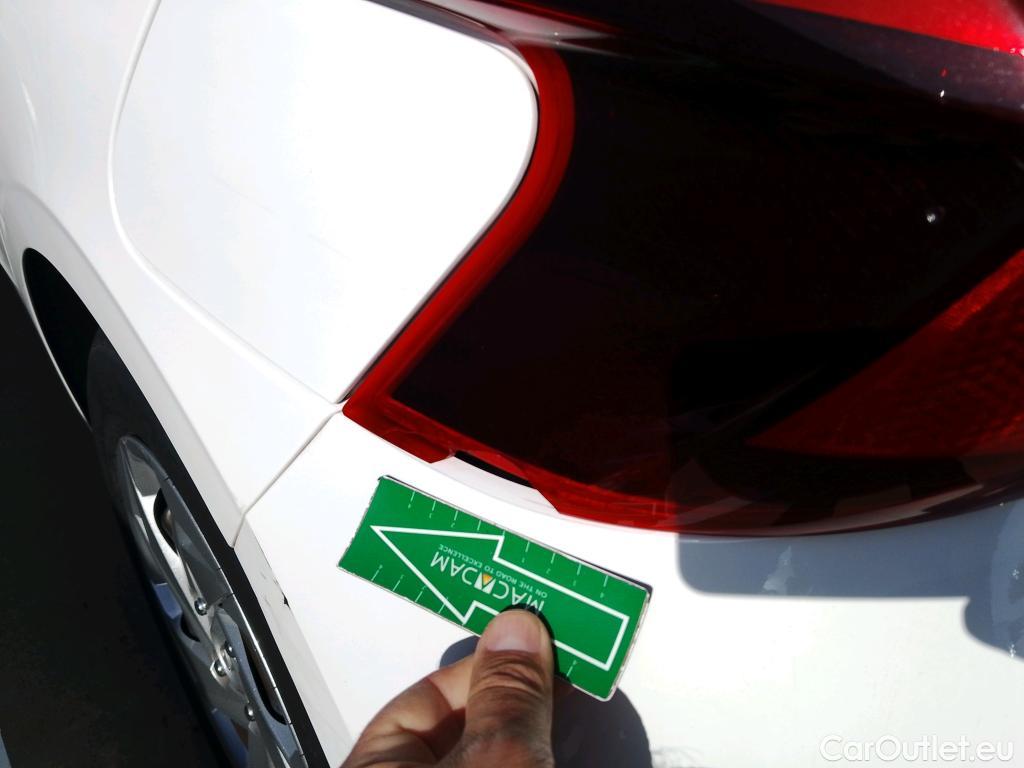  Hyundai  i20 HYUNDAI  / 2020 / 5P / berlina con portón 1.0 TGDI 74kW (100CV) 48V Essence #6