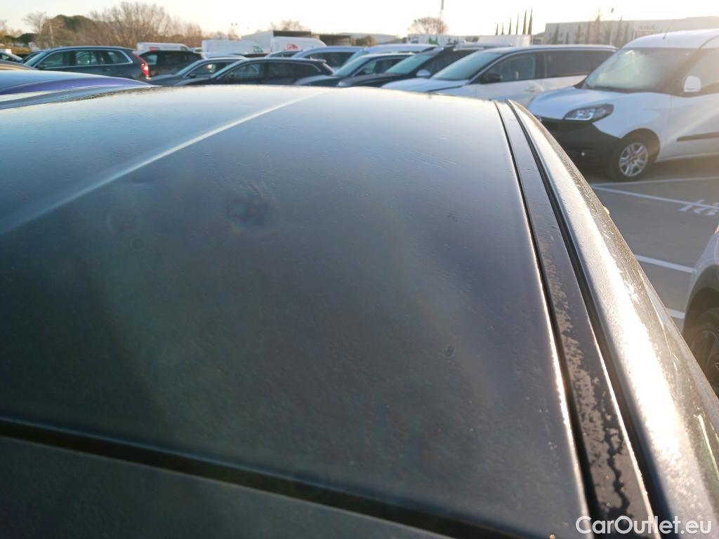  Hyundai  i10 HYUNDAI  / 2020 / 5P / berlina con portón 1.2 N LINE #2