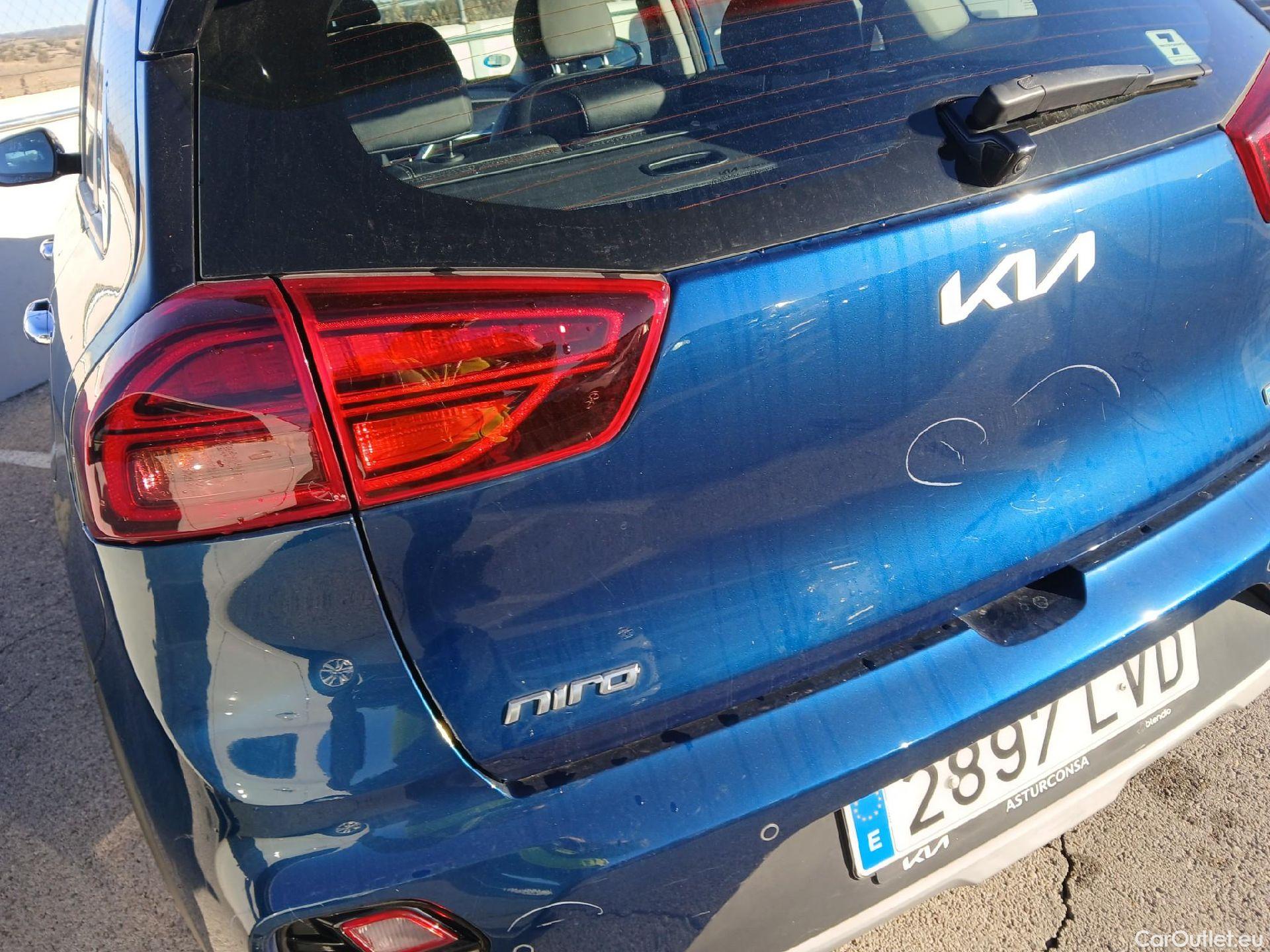  KIA  Niro KIA  / 2019 / 5P / crossover 1.6 GDi HEV 104kW (141CV) Drive #24