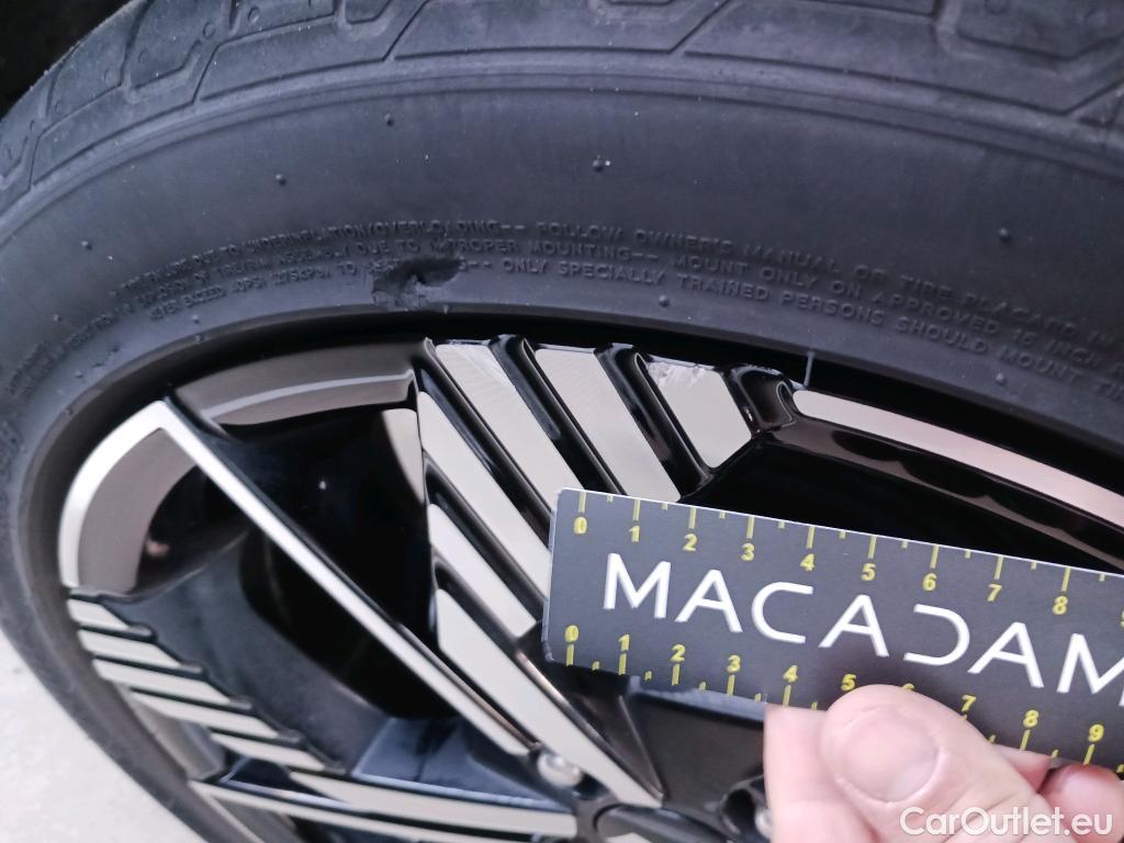  Hyundai  i10 HYUNDAI  / 2020 / 5P / berlina con portón 1.2 N LINE #38