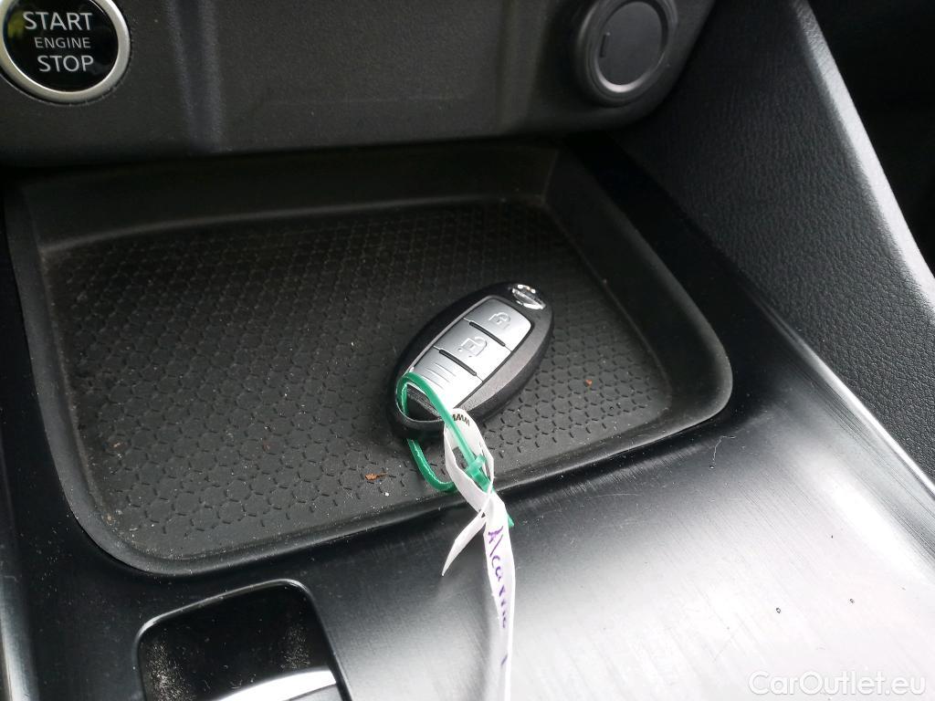  Nissan  Qashqai NISSAN  / 2021 / 5P / todoterreno DIG-T 116kW (158CV) mHEV Xtronic Acenta (AC2) #2