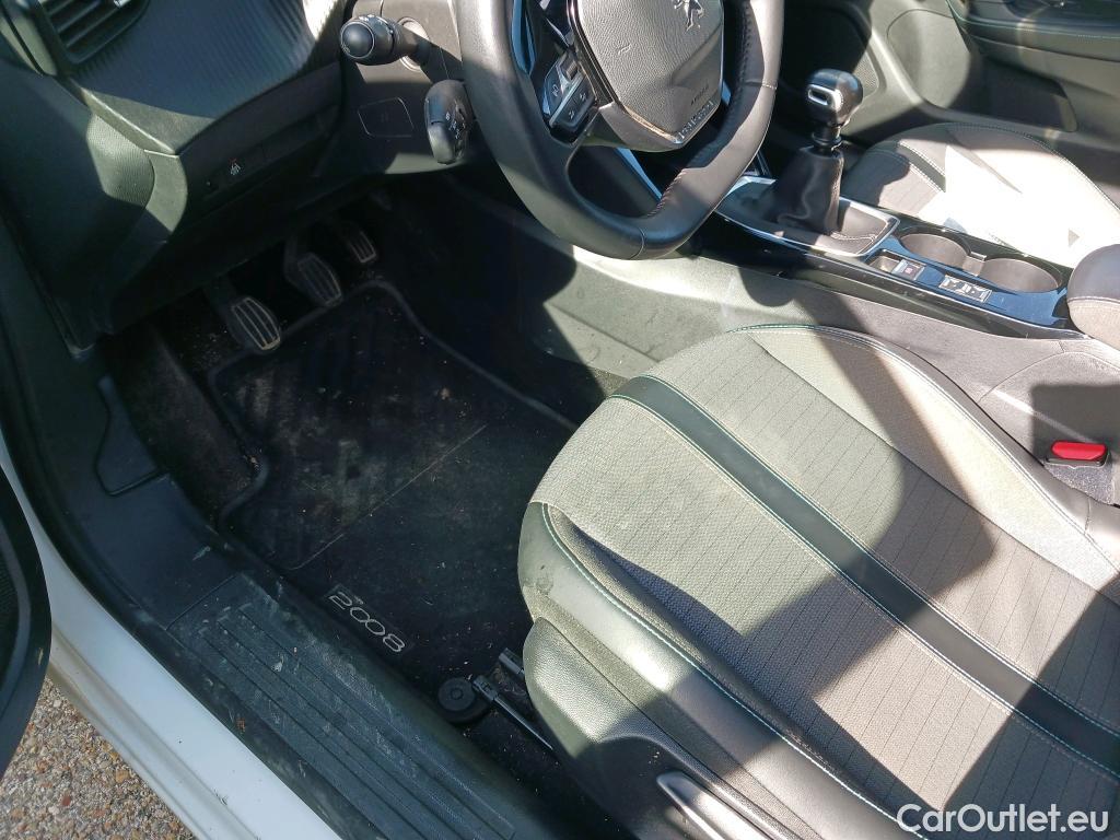  Peugeot  2008 PEUGEOT  / 2019 / 5P / todoterreno Allure BlueHDI 81kW (110CV) #11