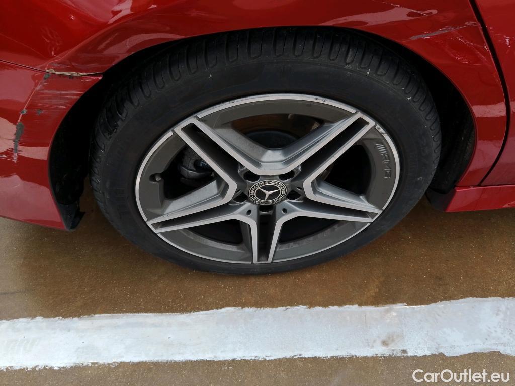  Mercedes  A-Klasse MERCEDES-BENZ Clase A / 2018 / 4P / sedán Sedán A 200 d 4MATIC  #13