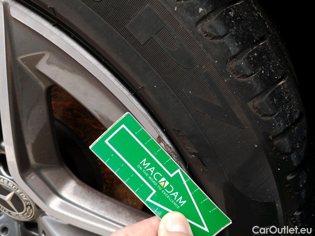  Mercedes  A-Klasse MERCEDES-BENZ Clase A / 2018 / 4P / sedán Sedán A 200 d 4MATIC  #37