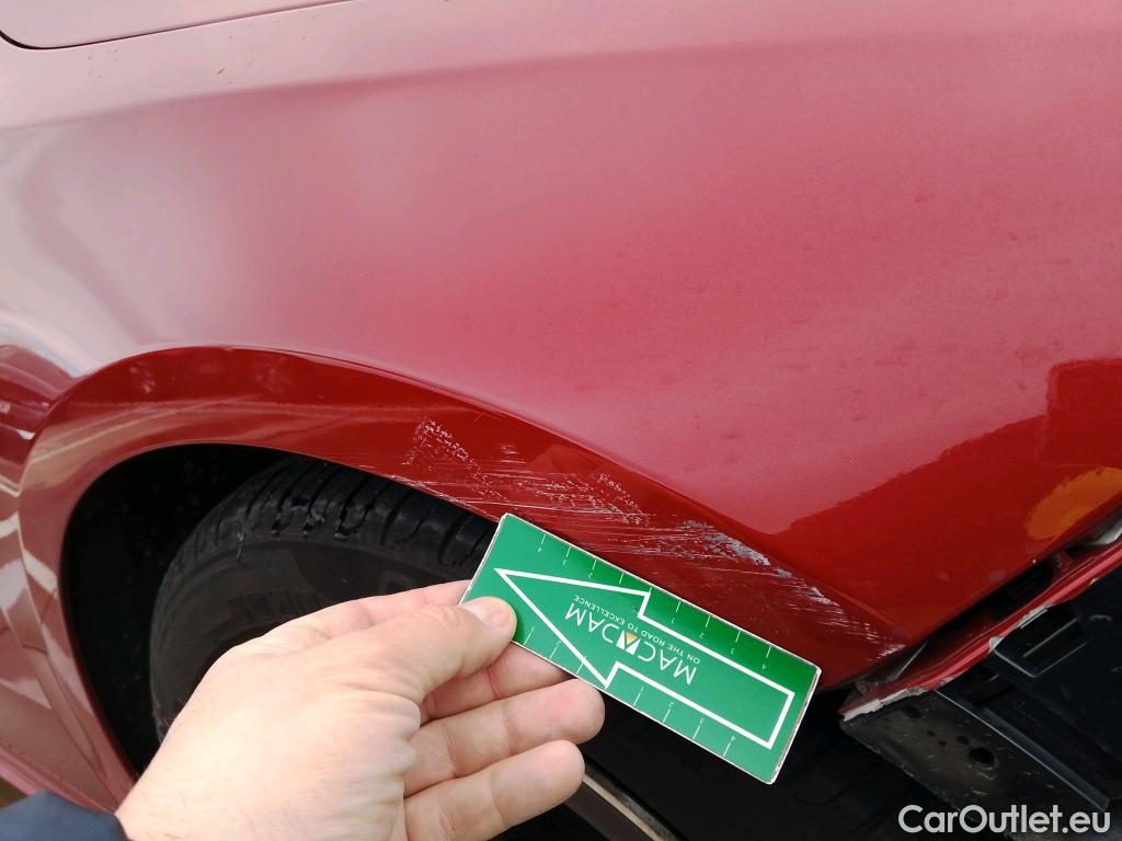  Mercedes  A-Klasse MERCEDES-BENZ Clase A / 2018 / 4P / sedán Sedán A 200 d 4MATIC  #28