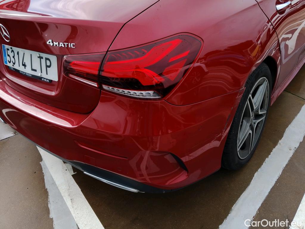  Mercedes  A-Klasse MERCEDES-BENZ Clase A / 2018 / 4P / sedán Sedán A 200 d 4MATIC  #29