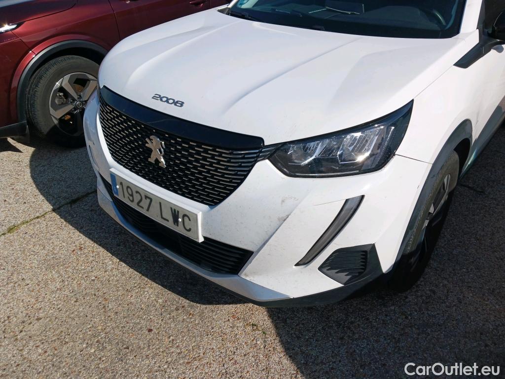  Peugeot  2008 PEUGEOT  / 2019 / 5P / todoterreno Allure BlueHDI 81kW (110CV) #29