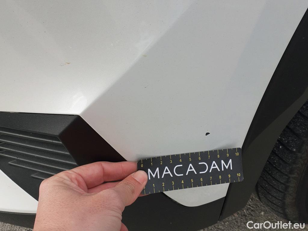  Peugeot  2008 PEUGEOT  / 2019 / 5P / todoterreno Allure BlueHDI 130 S&S EAT8 #13