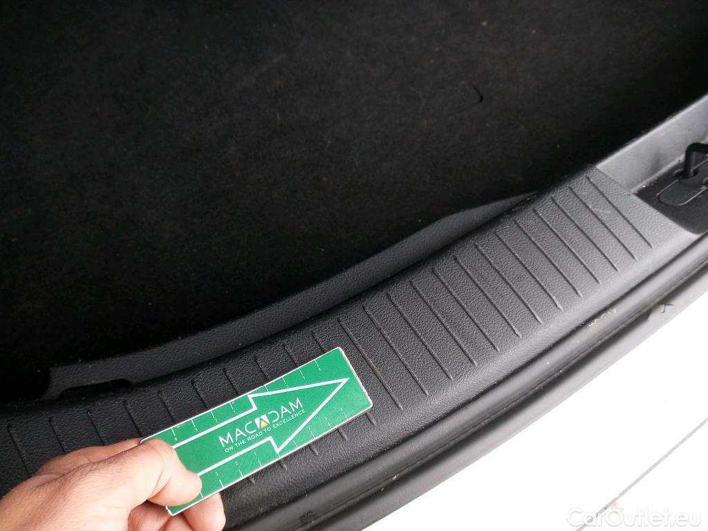  Nissan  Qashqai NISSAN  / 2021 / 5P / todoterreno DIG-T 116kW (158CV) mHEV Xtronic Acenta (AC2) #8