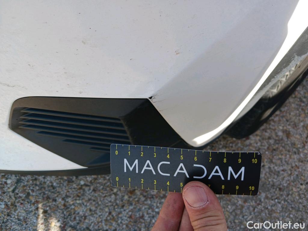  Peugeot  2008 PEUGEOT  / 2019 / 5P / todoterreno Allure BlueHDI 81kW (110CV) #33