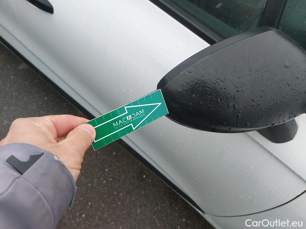  Renault  Clio RENAULT  / 2019 / 5P / berlina con portón Business TCe 74 kW (100CV) GLP #26