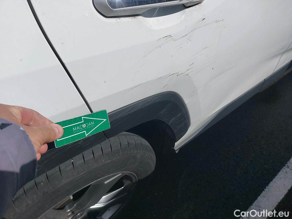  Toyota  RAV4 TOYOTA  / 2018 / 5P / todoterreno 2.5l 220H Luxury #16