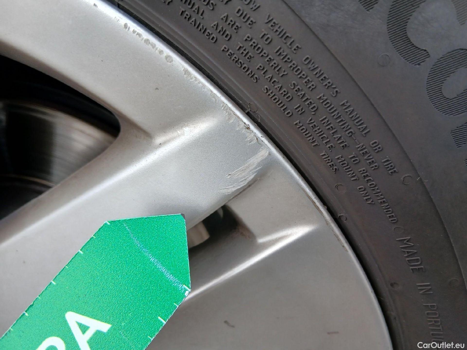  Volkswagen  Golf  VOLKSWAGEN / 2020 / 5P / berlina con portón Life 2.0 TDI 85kW (115CV) #13