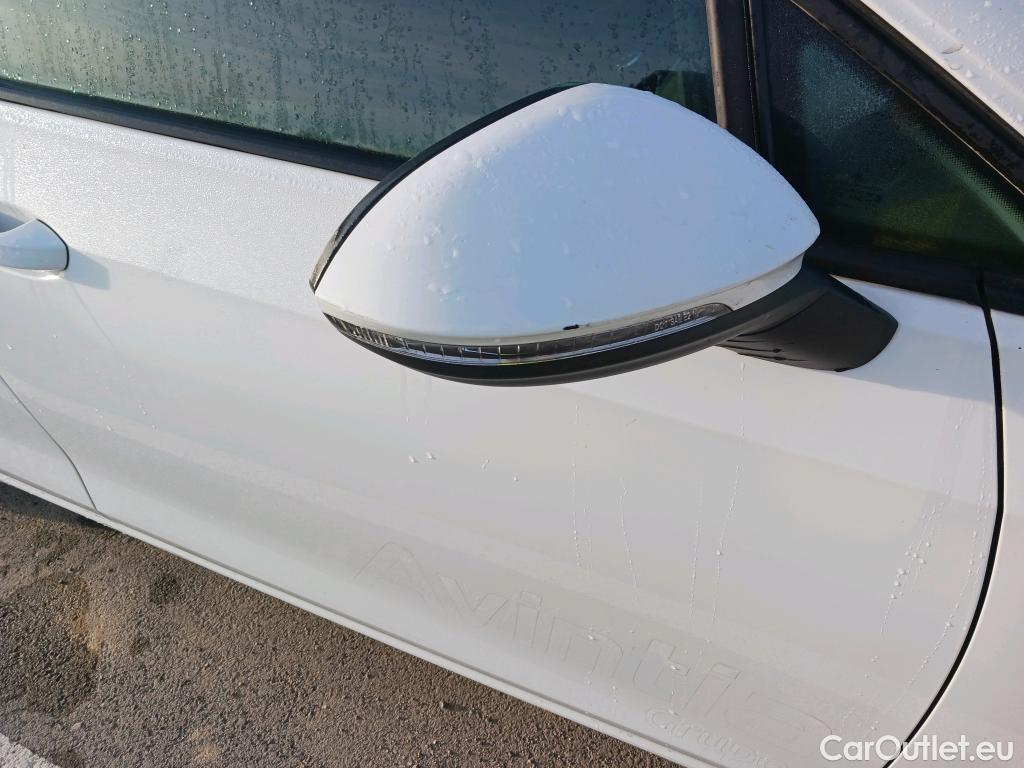  Volkswagen  Golf  VOLKSWAGEN / 2020 / 5P / berlina con portón 2.0 TDI 85kW (115CV) #22