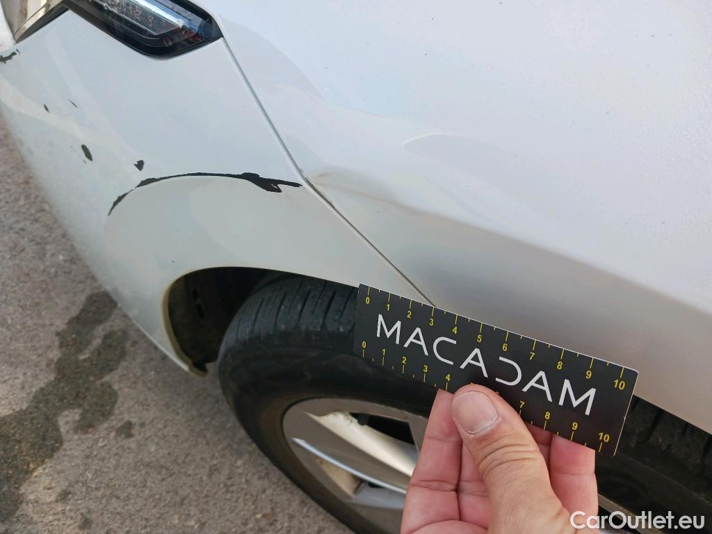  Volkswagen  Golf  VOLKSWAGEN / 2020 / 5P / berlina con portón 2.0 TDI 85kW (115CV) #14