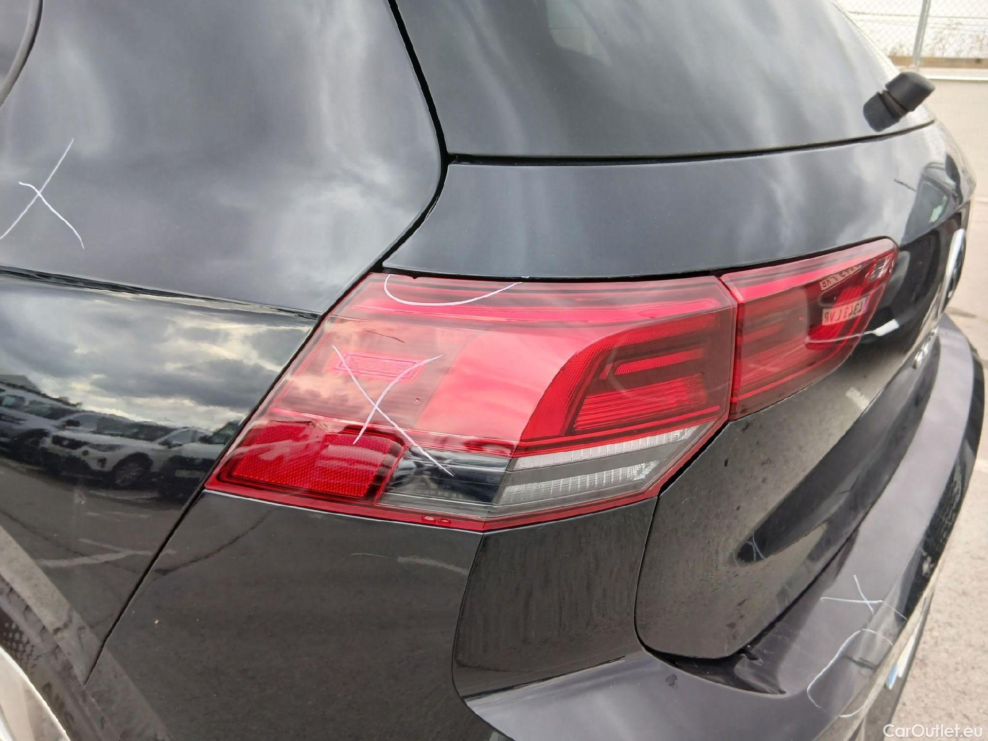  Volkswagen  Golf  VOLKSWAGEN / 2020 / 5P / berlina con portón Life 2.0 TDI 85kW (115CV) #37