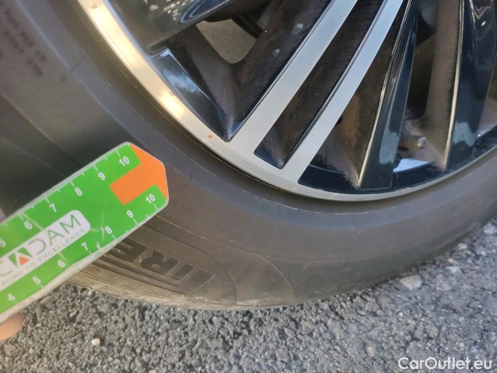  Volkswagen  Tiguan VOLKSWAGEN  / 2020 / 5P / todoterreno Life 1.4 TSI eHybrid 180kW (245CV) DSG #6