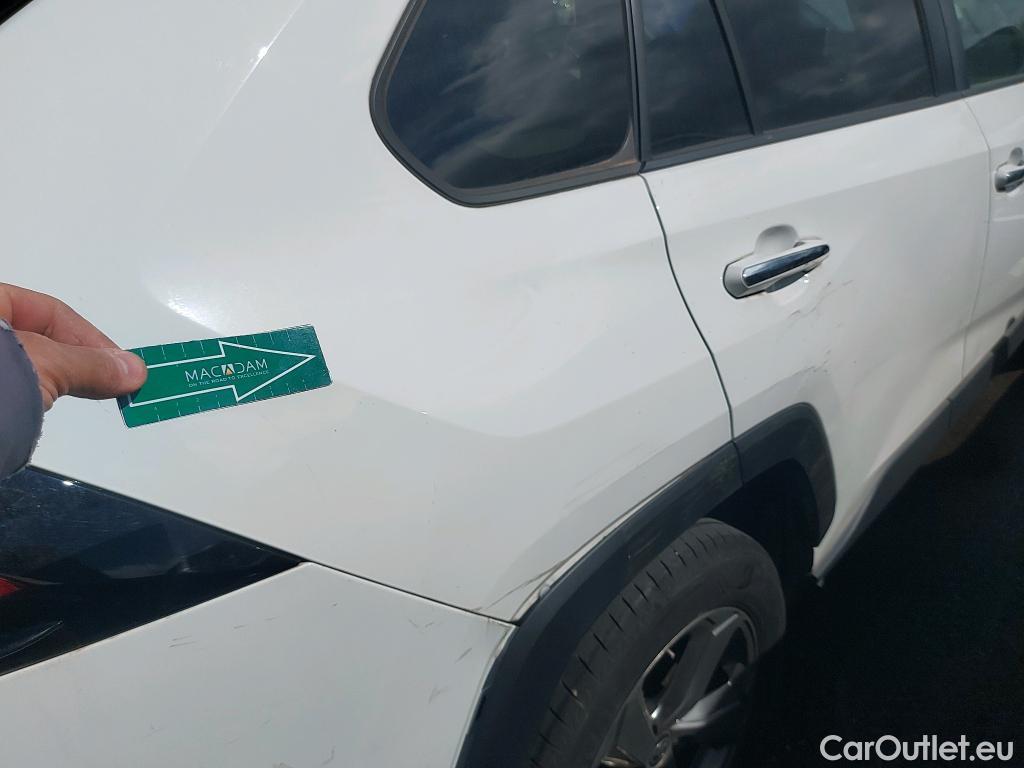  Toyota  RAV4 TOYOTA  / 2018 / 5P / todoterreno 2.5l 220H Luxury #6