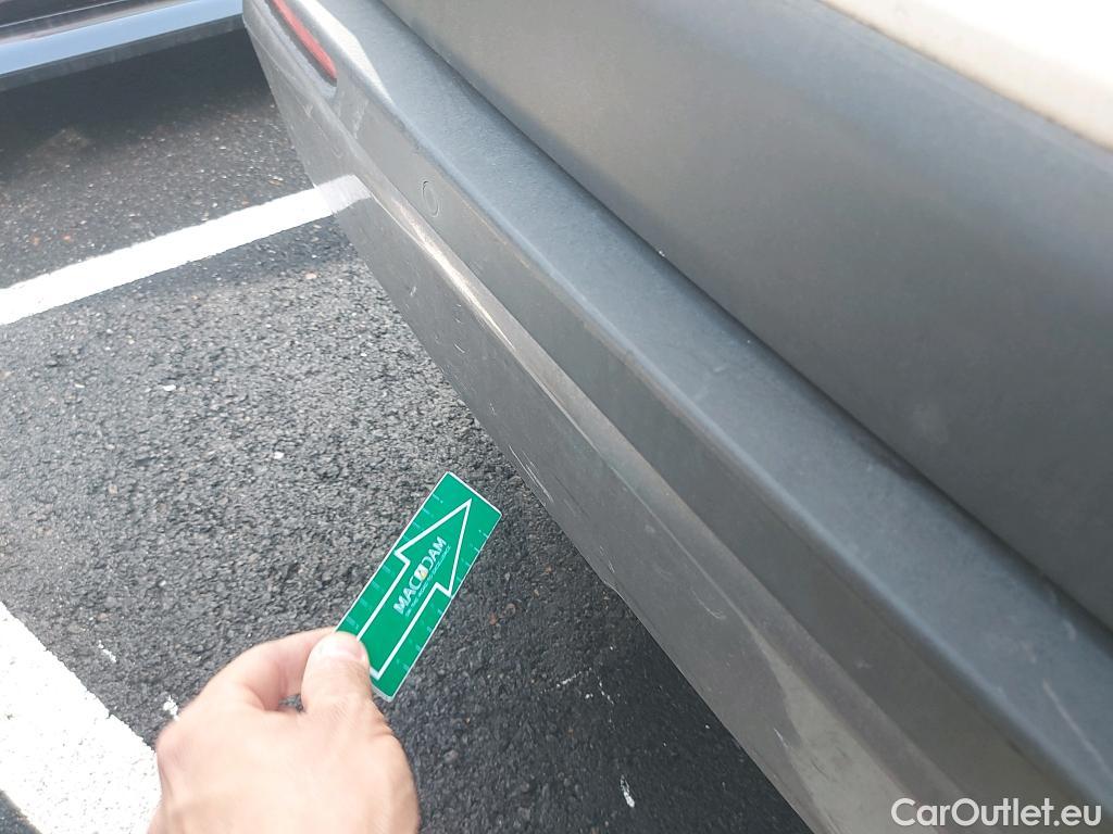  Toyota  RAV4 TOYOTA  / 2018 / 5P / todoterreno 2.5l 220H Luxury #19