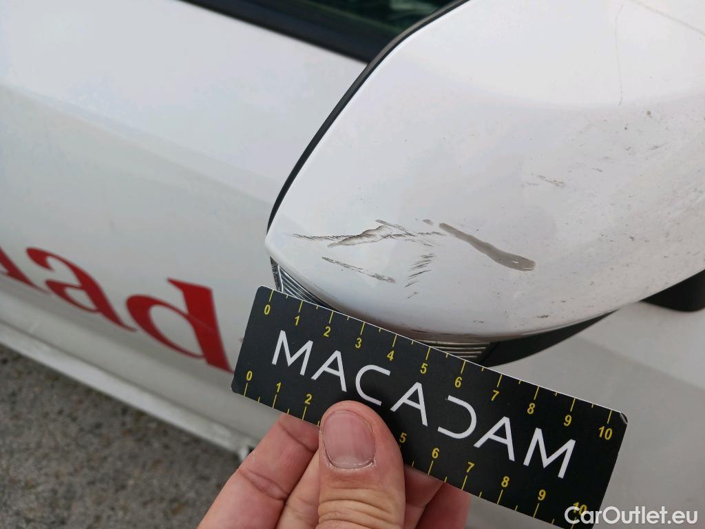  Toyota  Corolla TOYOTA  1.8 125H ACTIVE TECH E-CVT #41