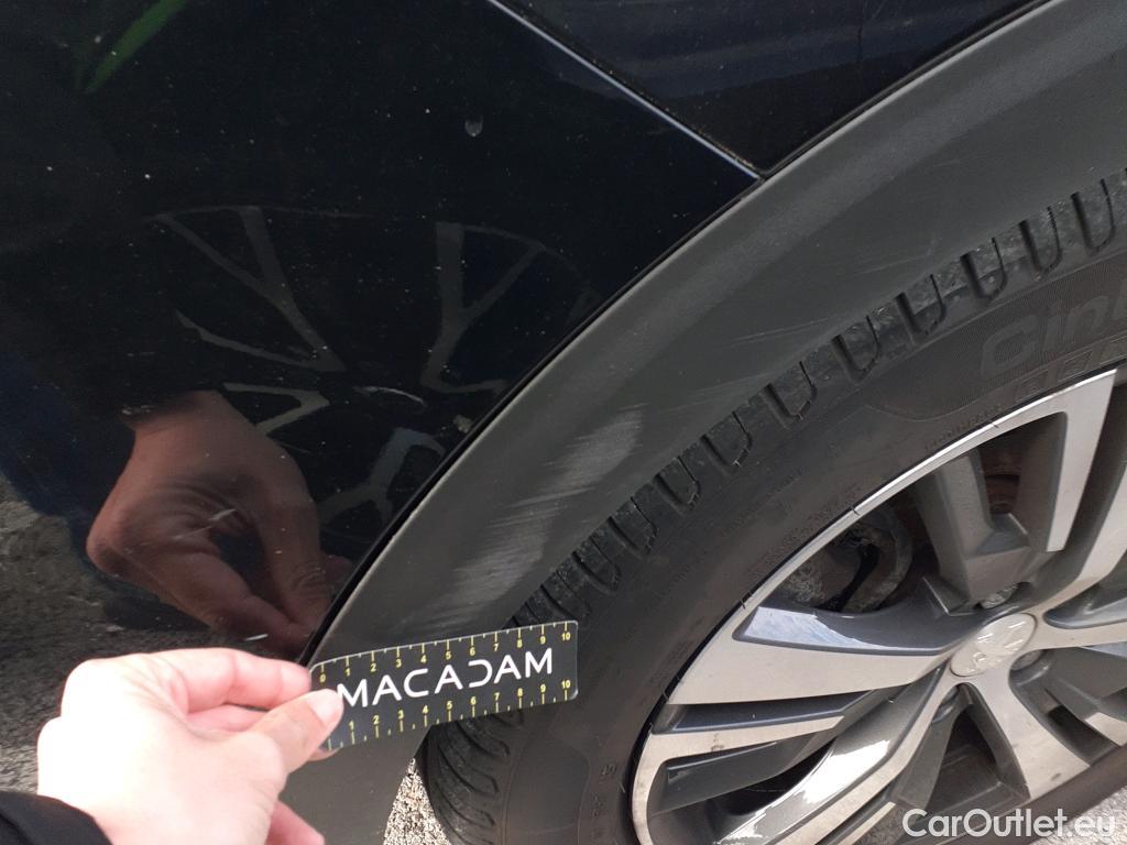  Peugeot  3008 PEUGEOT  / 2020 / 5P / todoterreno 1.5 BlueHDi 96kW S&S Allure Pack EAT8 #35