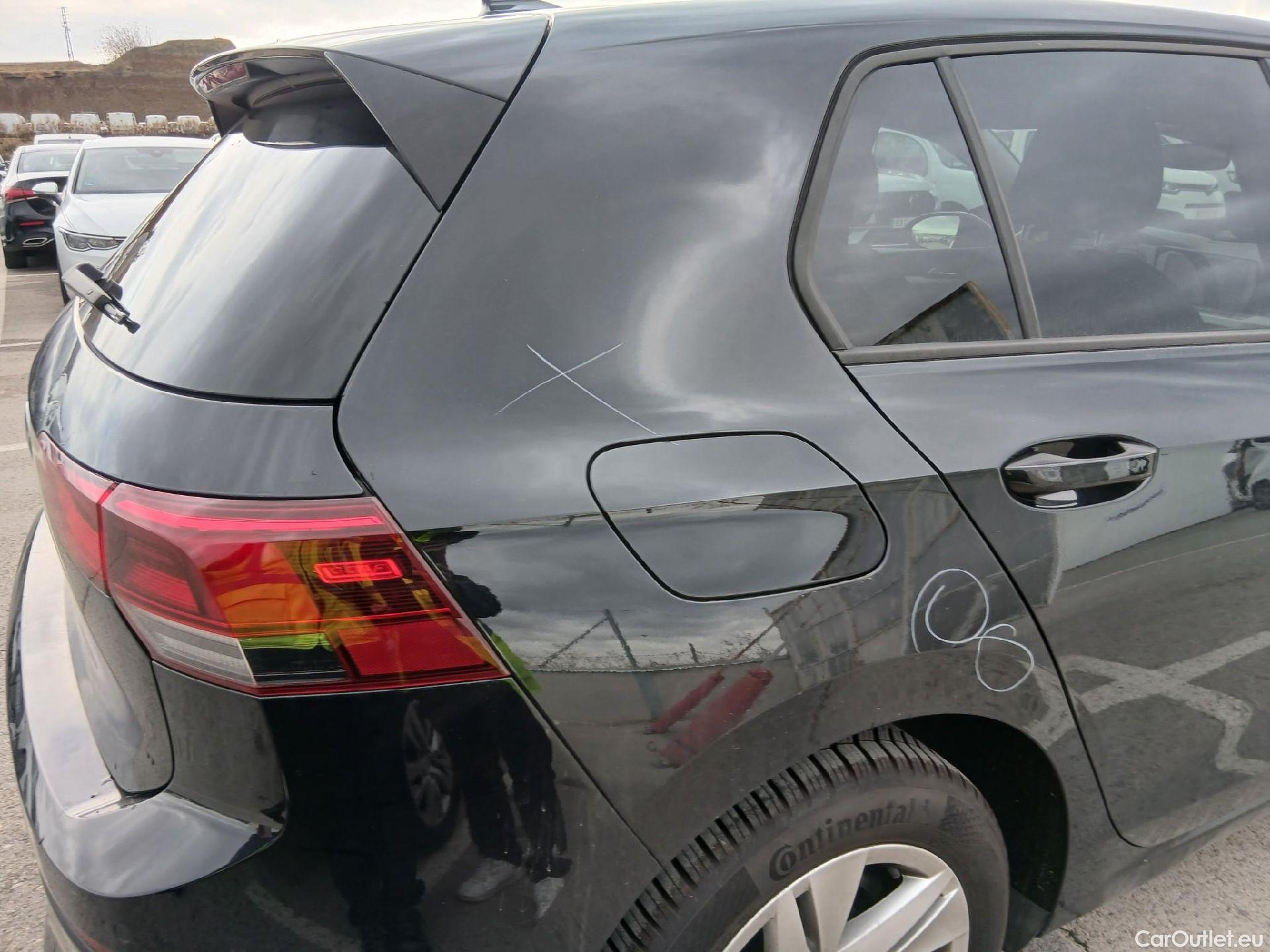  Volkswagen  Golf  VOLKSWAGEN / 2020 / 5P / berlina con portón Life 2.0 TDI 85kW (115CV) #25