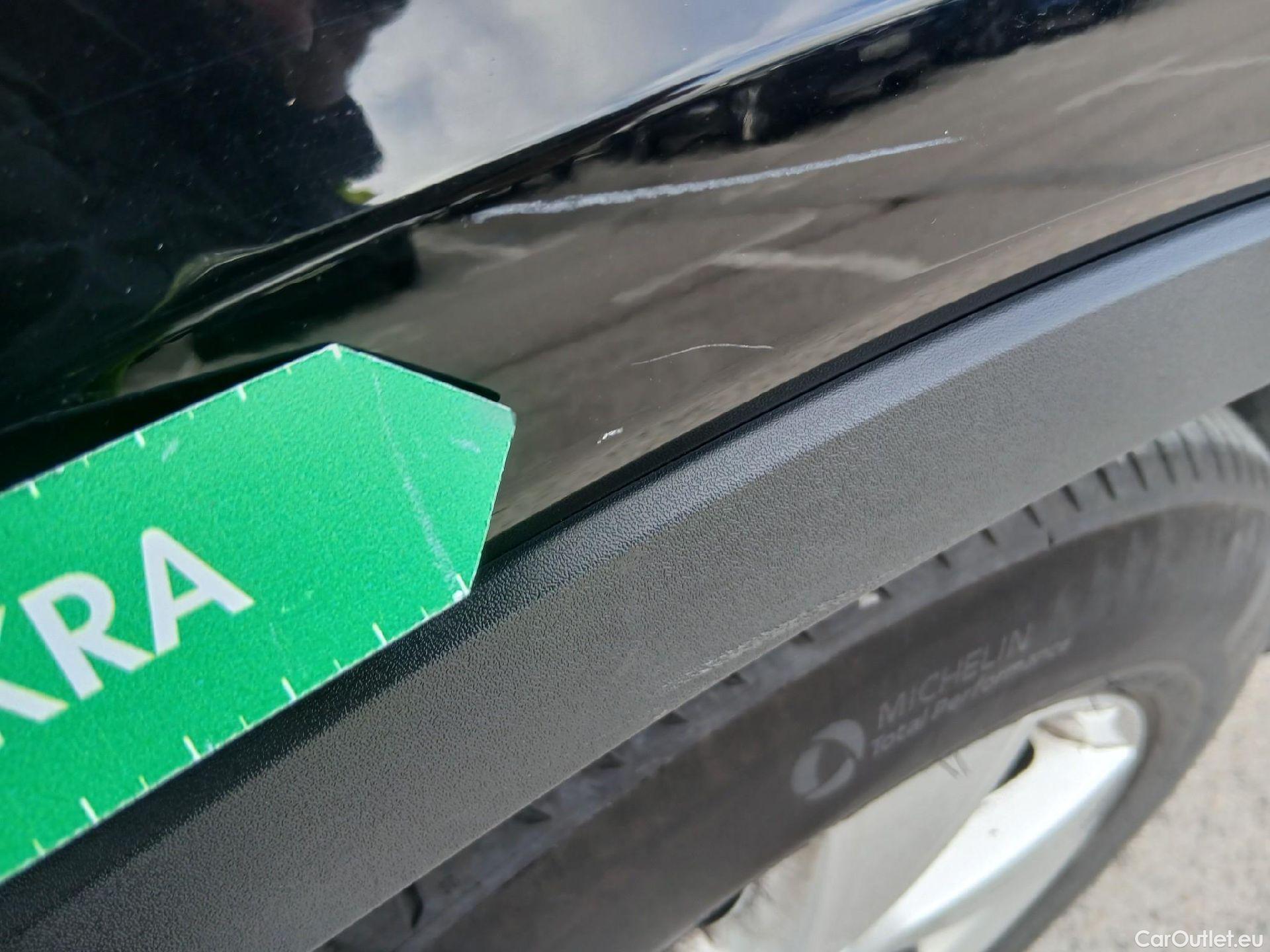  Volvo  XC 40 VOLVO XC40 / 2017 / 5P / todoterreno 1.5 T2 Momentum Core #8