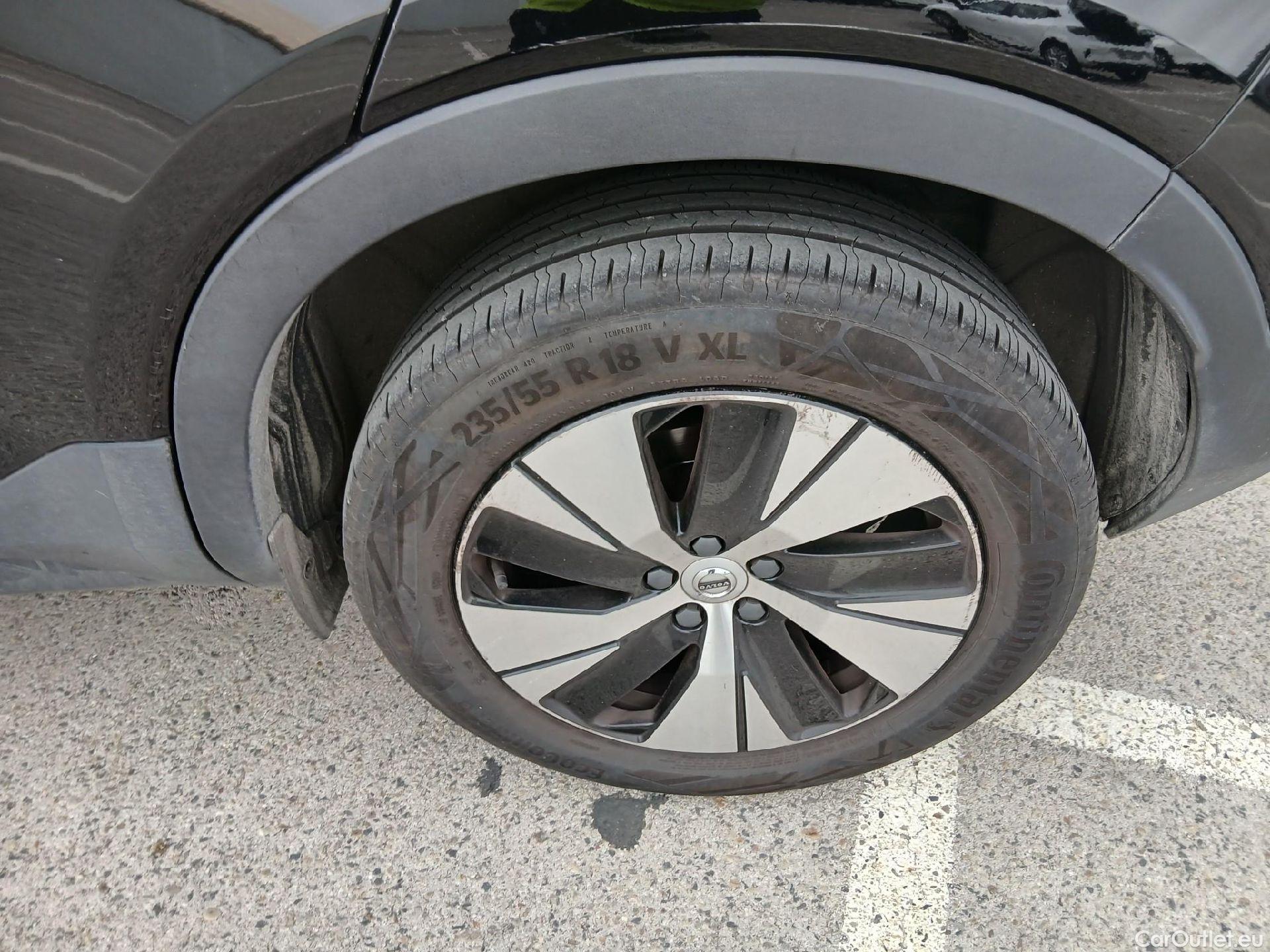  Volvo  XC 40 VOLVO XC40 / 2017 / 5P / todoterreno 1.5 T4 Twin Recharge Inscription Ex Auto #5