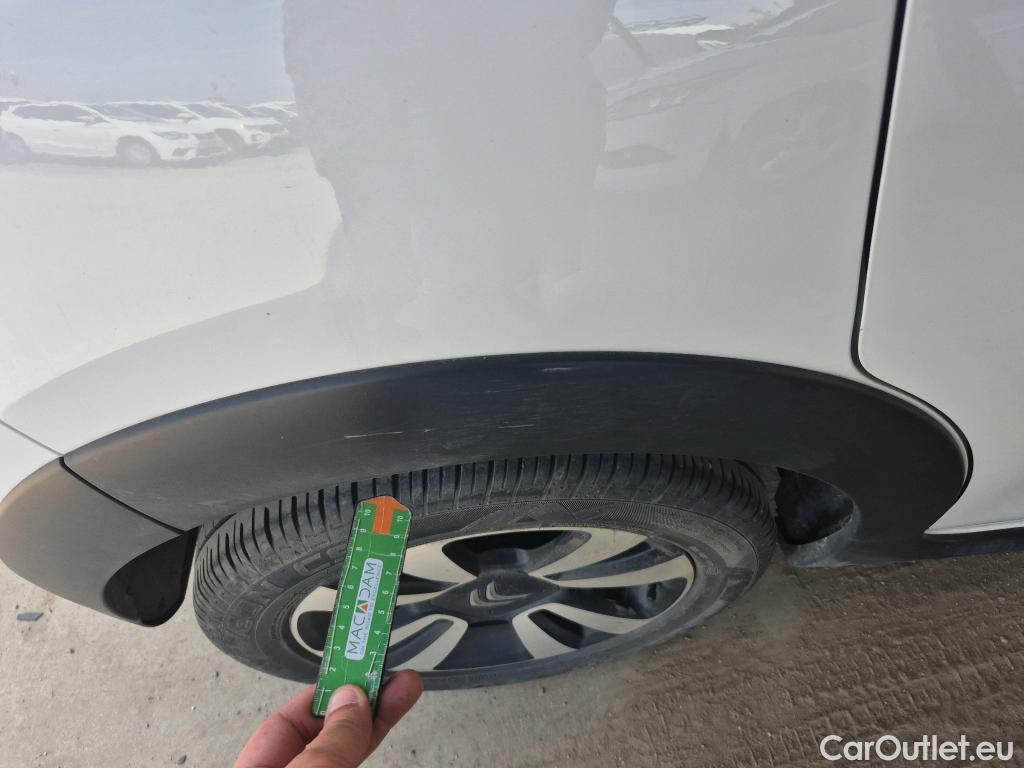  Citroen  C3 CITROEN  / 2020 / 5P / berlina con portón BlueHDi 75KW (100CV) S&S Feel Pack #14